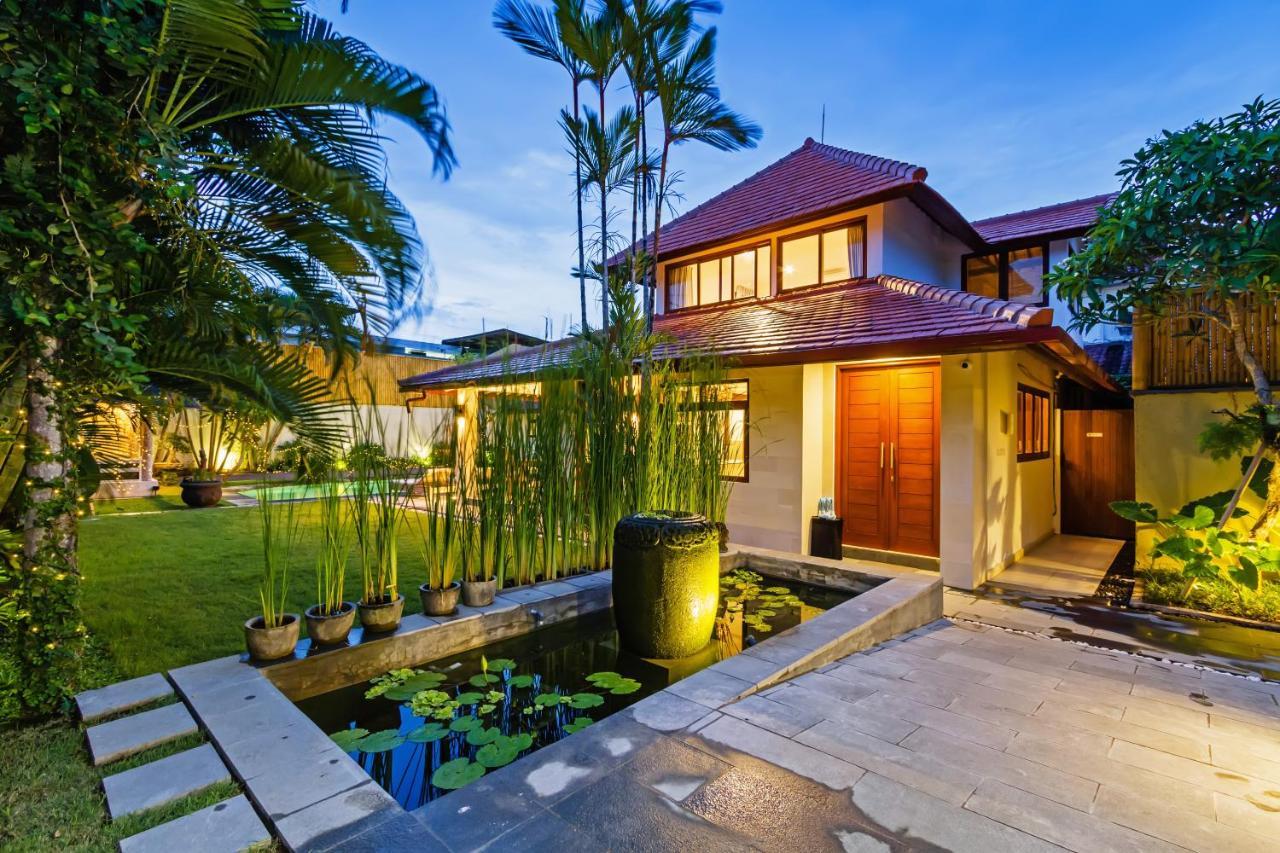 Senan Villa Seminyak (Bali)